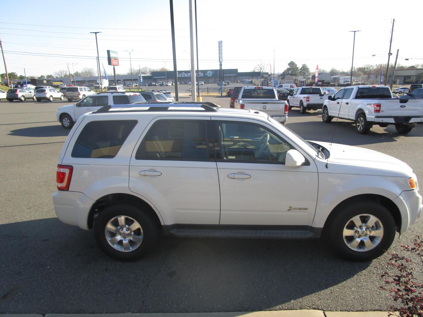 2012 WHITE Ford Escape Hybrid ESCAPE HYBRID (1FMCU4K33CK) , located at 1814 Albert Pike Road, Hot Springs, AR, 71913, (501) 623-1717, 34.494228, -93.094070 - Photo#2